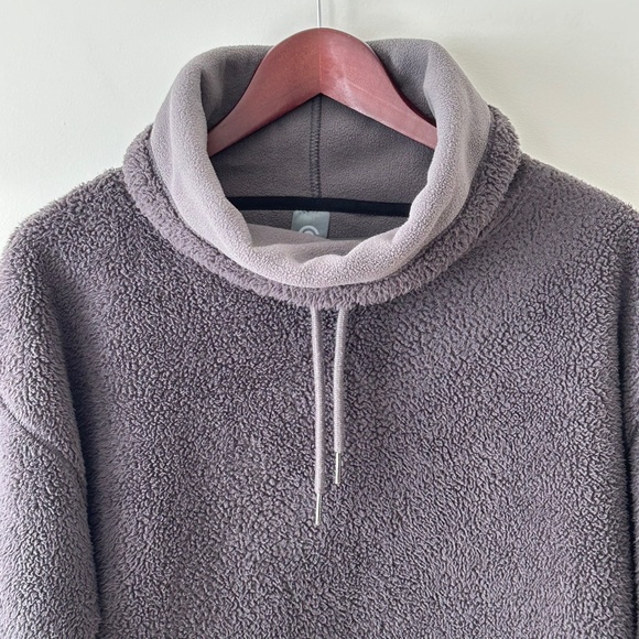 C9 Champion Gray Sherpa Fleece Pullover - Picture 2 of 16